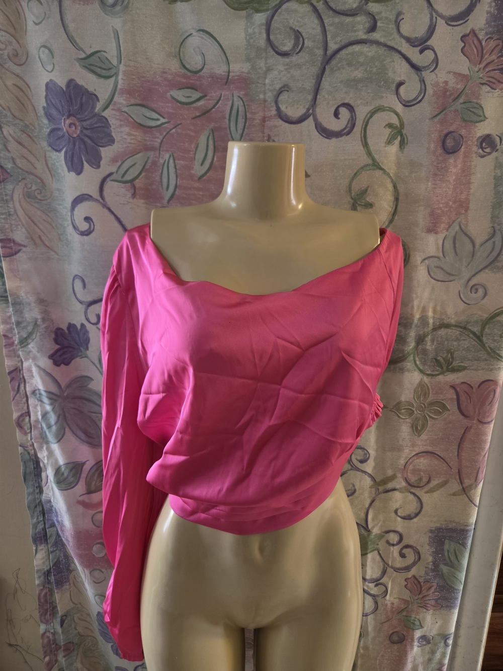 SO Hot Pink Off-Shoulder Crop Top